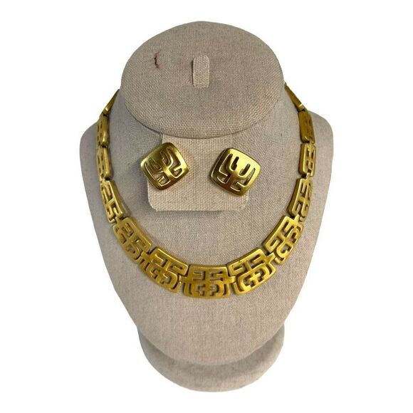 Crown Trifari Gold Tone Panel Collar Necklace Earrings Empress Group Book Piece